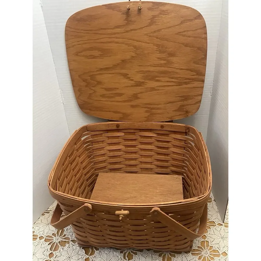 Vintage Longaberger Large Picnic Basket With Lid & Riser 1989 USA